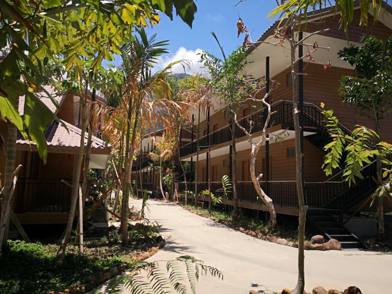 Aman Tioman Beach Resort Kampung Genting Eksteriør bilde